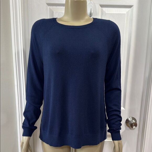 VINEYARD VINES NAVY  BLUE CREWNECK SWEATER - Picture 1 of 7